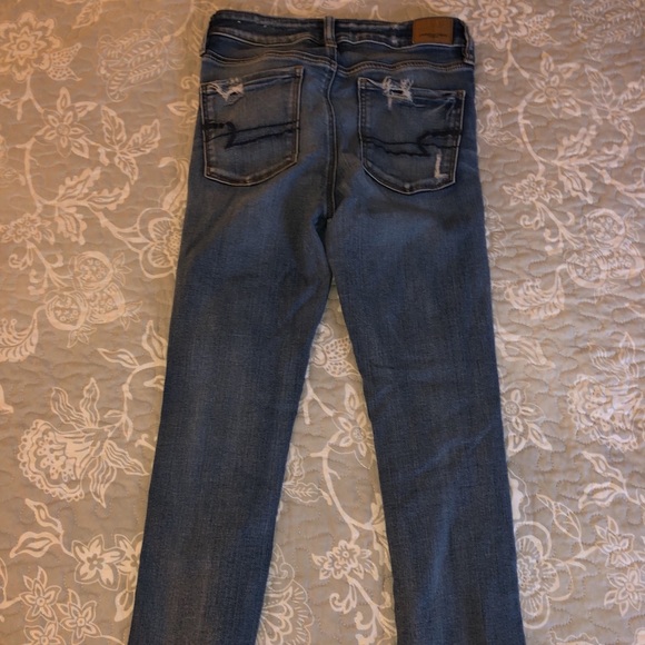 American Eagle ripped jeans - Picture 2 of 2